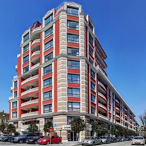 Luxury Center In Grand Karavel Warna