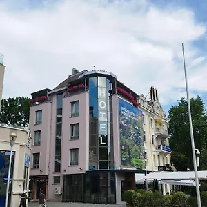 2* Hotel Family Opera Plaza- Former